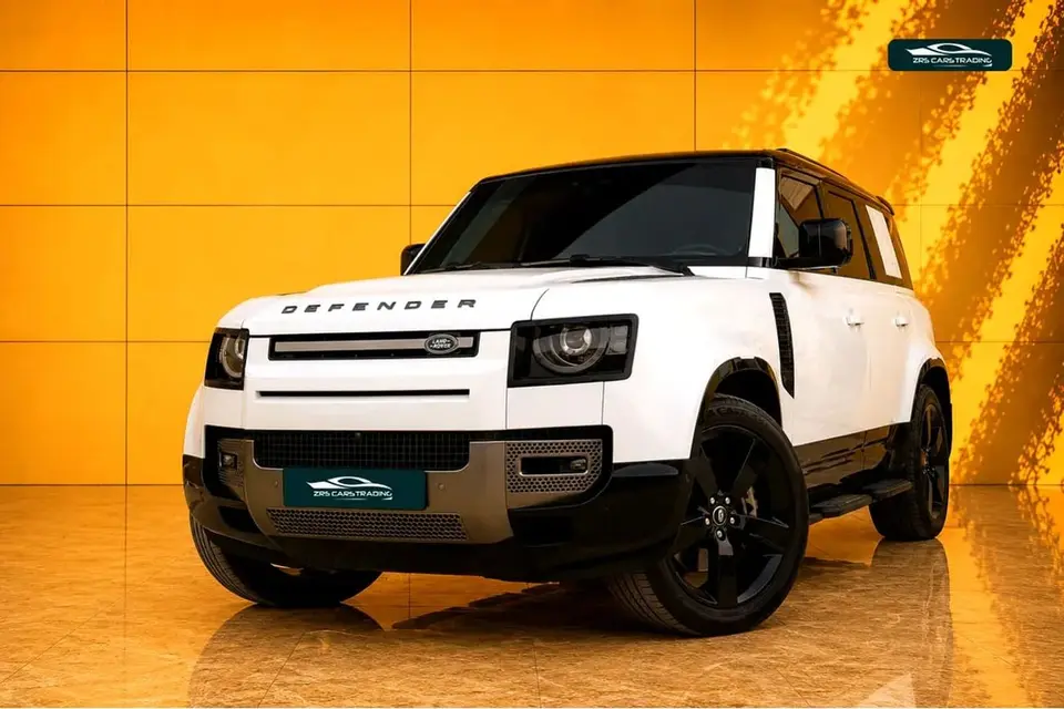 Land Rover Defender 2025