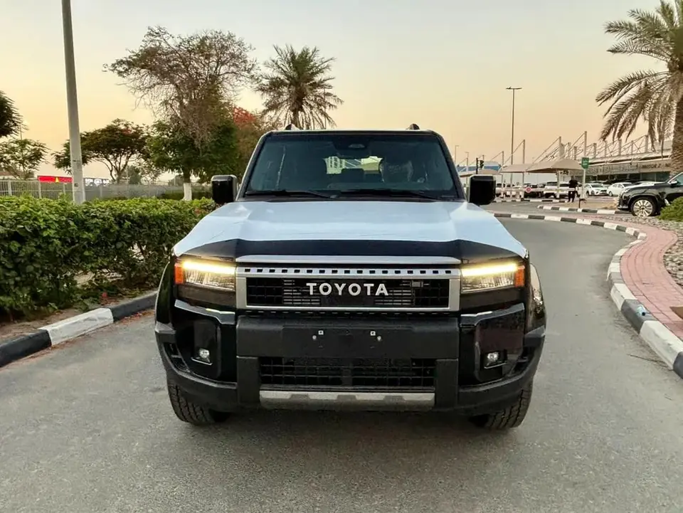 Toyota Prado VXR 2026