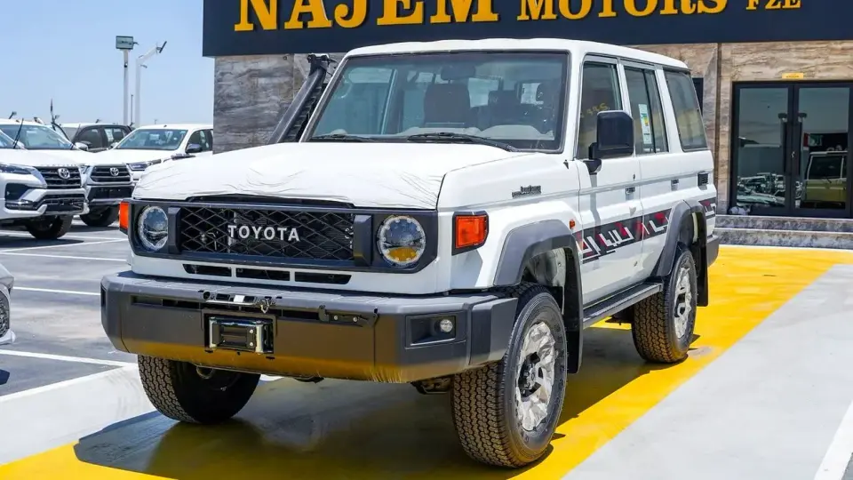 Toyota Land Cruiser 70 LC76 LX 2026