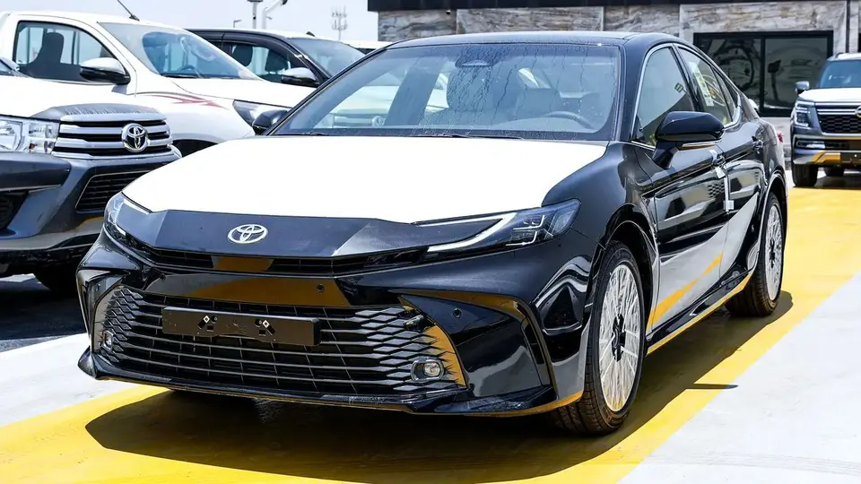 Toyota Camry GLE 2026
