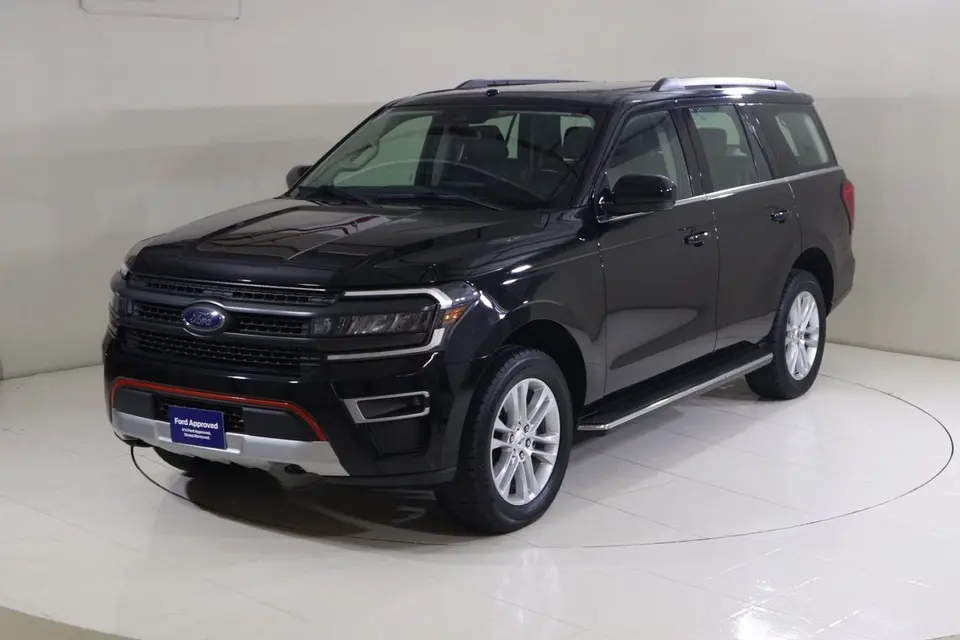 Ford Expedition XLT 2022