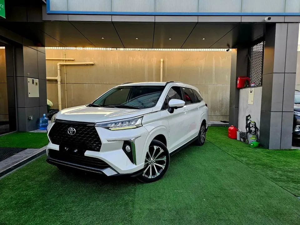 Toyota Veloz GLX 2023