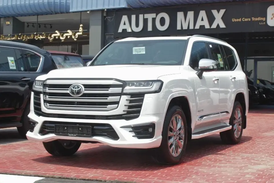 Toyota Land Cruiser VXR 2026