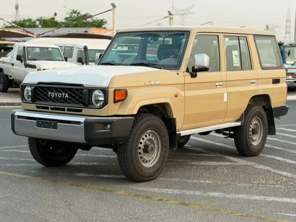 Toyota Land Cruiser Land cruiserx lc76 hard top 4.0 2026 model petrol with chasis pic also A/T 2026