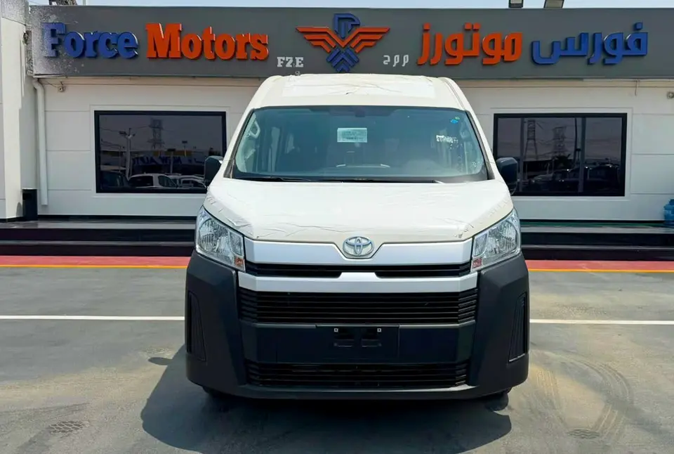 Toyota Hiace DX 2026