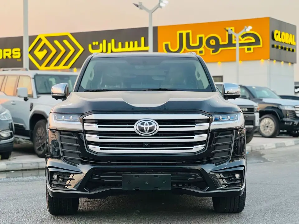 Toyota Land Cruiser GXR 2022