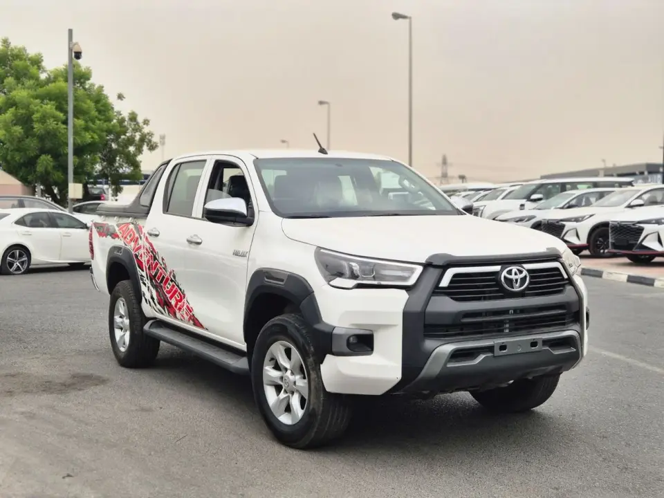 Toyota Hilux ADVENTURE 2021