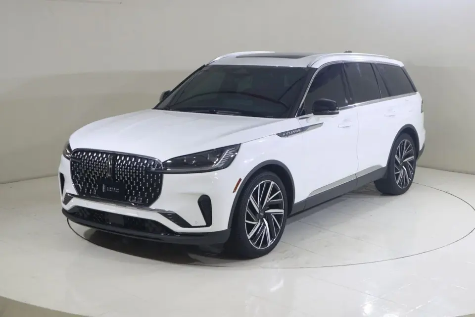 Lincoln Aviator RESERVE 2025