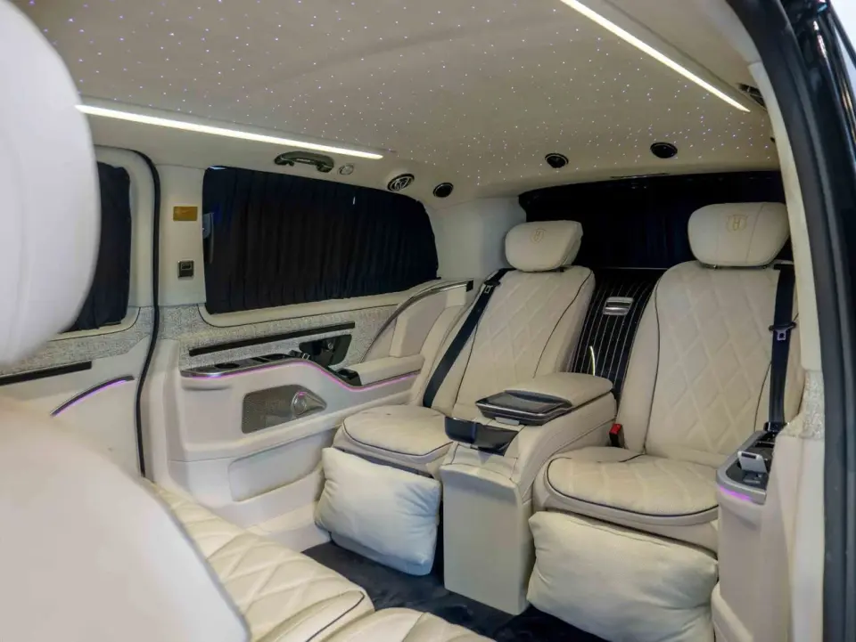 Mercedes-Benz V300 AVANTGARDE 2026