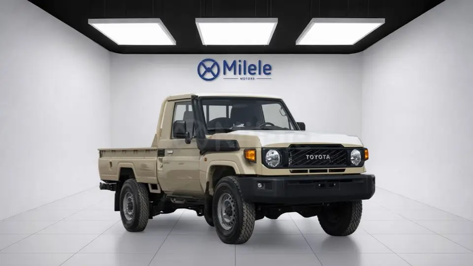 Toyota Land Cruiser Pickup 70 SC 2026