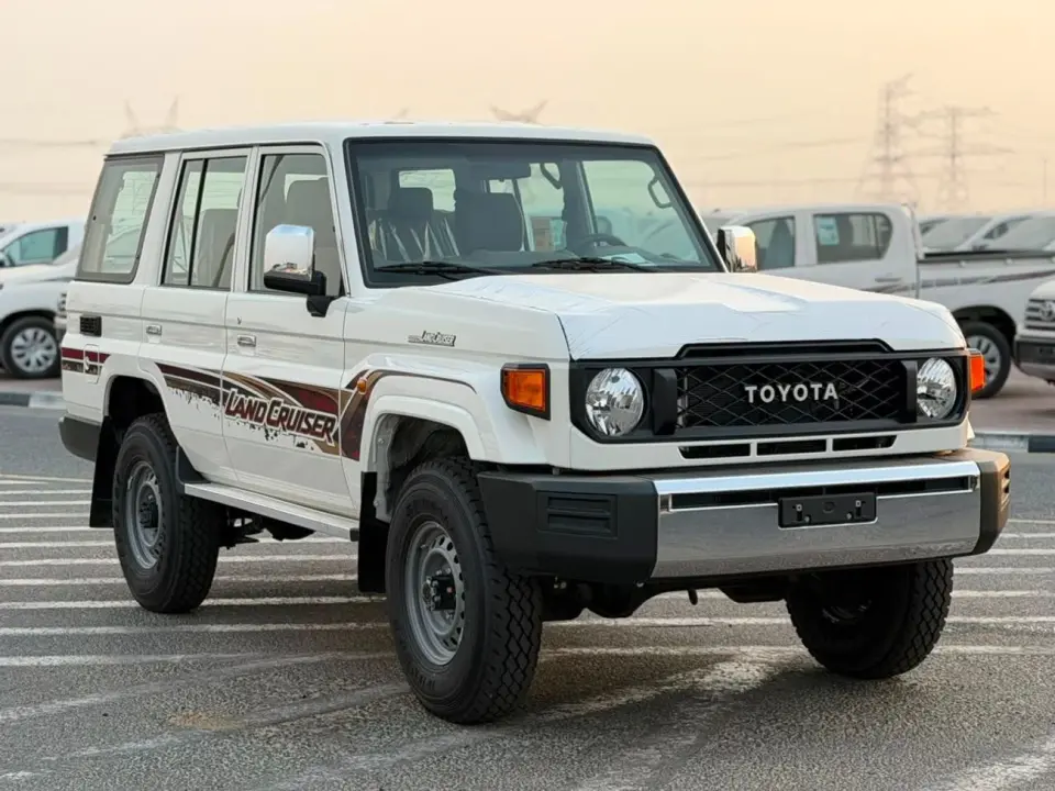 Toyota Land Cruiser 70 LC76 HT VXR 2026