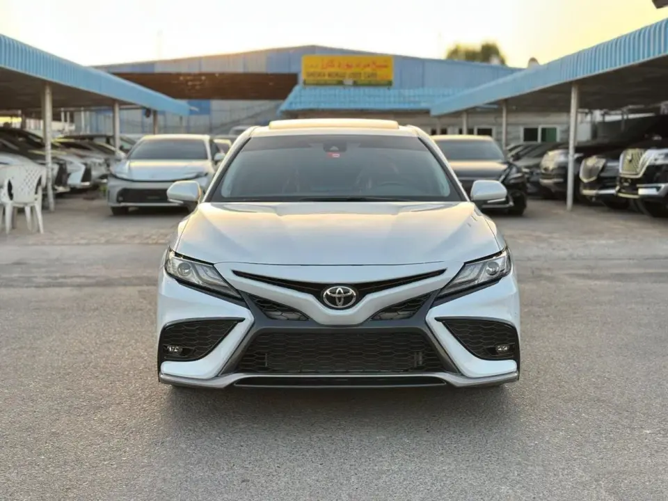 Toyota Camry GRANDE 2024