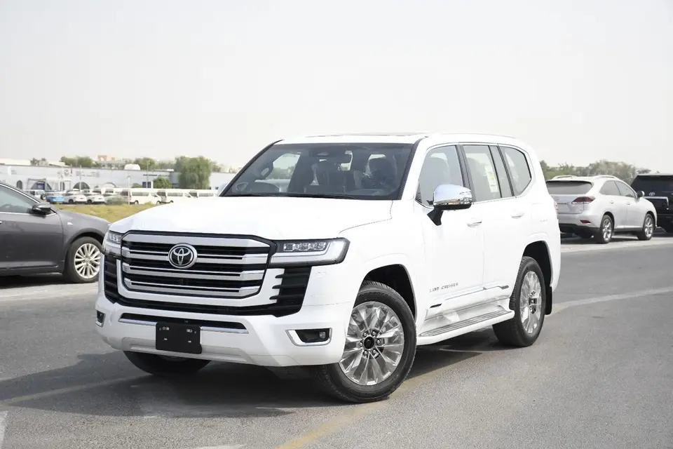 Toyota Land Cruiser VXR 2026