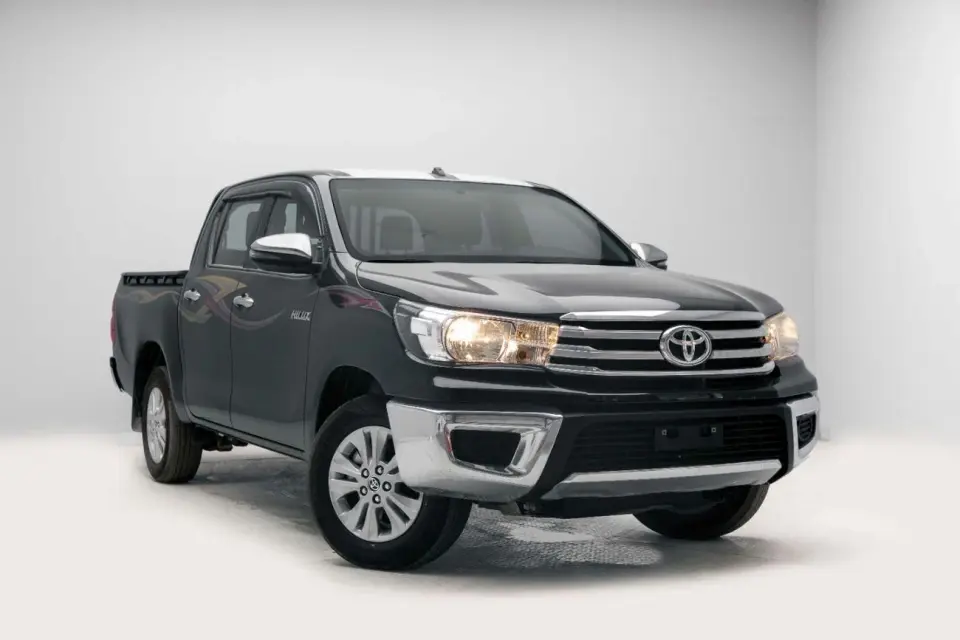 Toyota Hilux SR5 2026