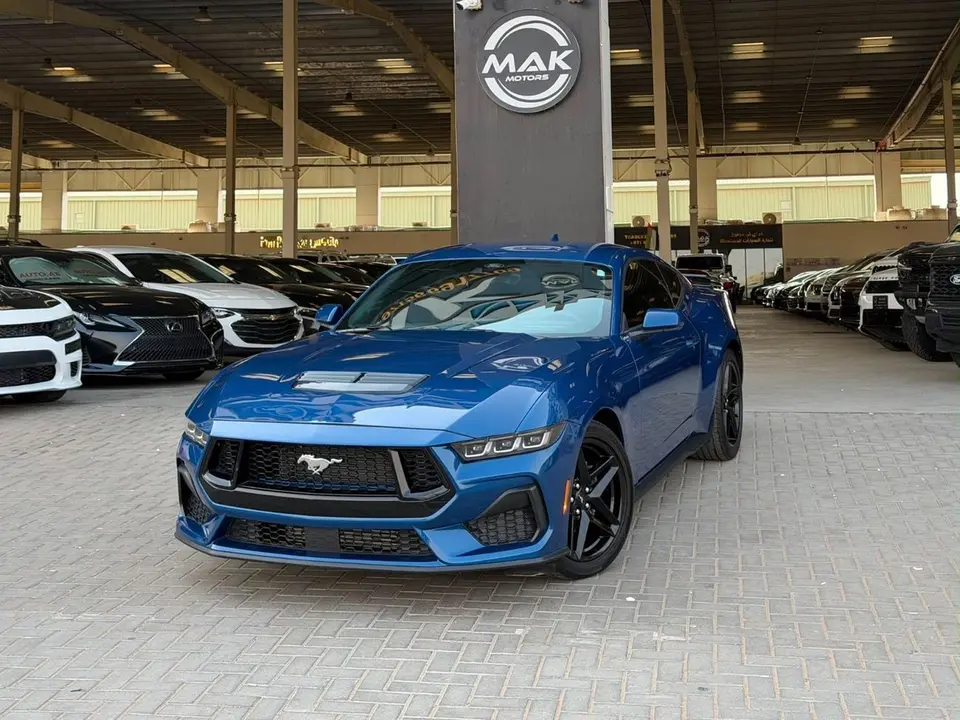 Ford Mustang STANDARD 2024
