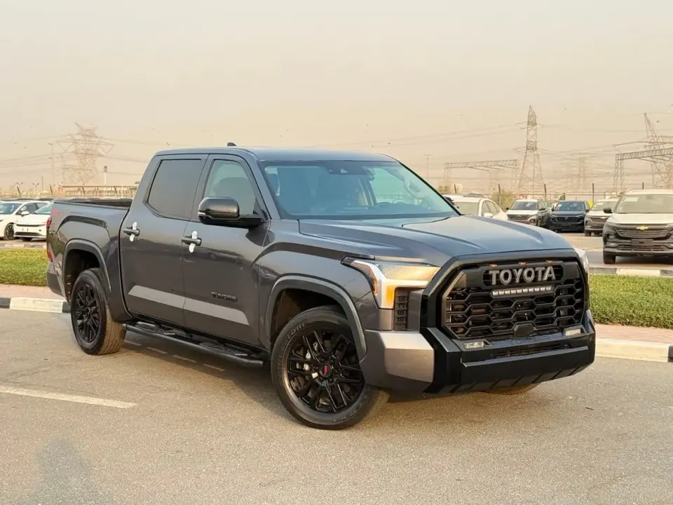 Toyota Tundra SR 2023