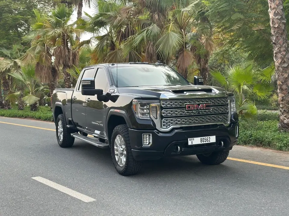 GMC Sierra DENALI 2023