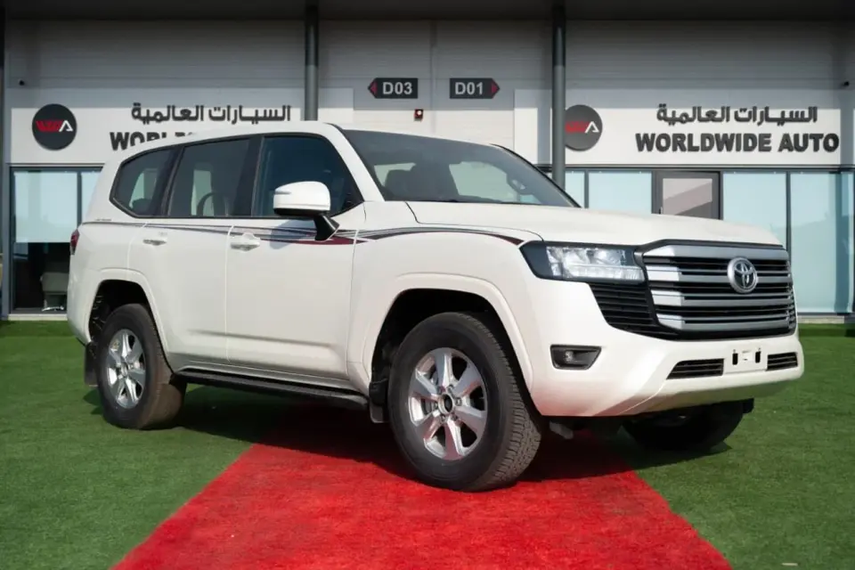Toyota Land Cruiser GXR 2025