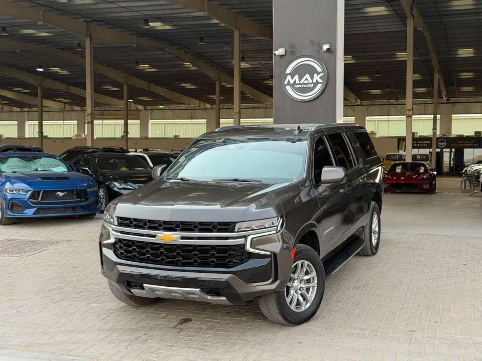 Chevrolet Suburban LS 2021