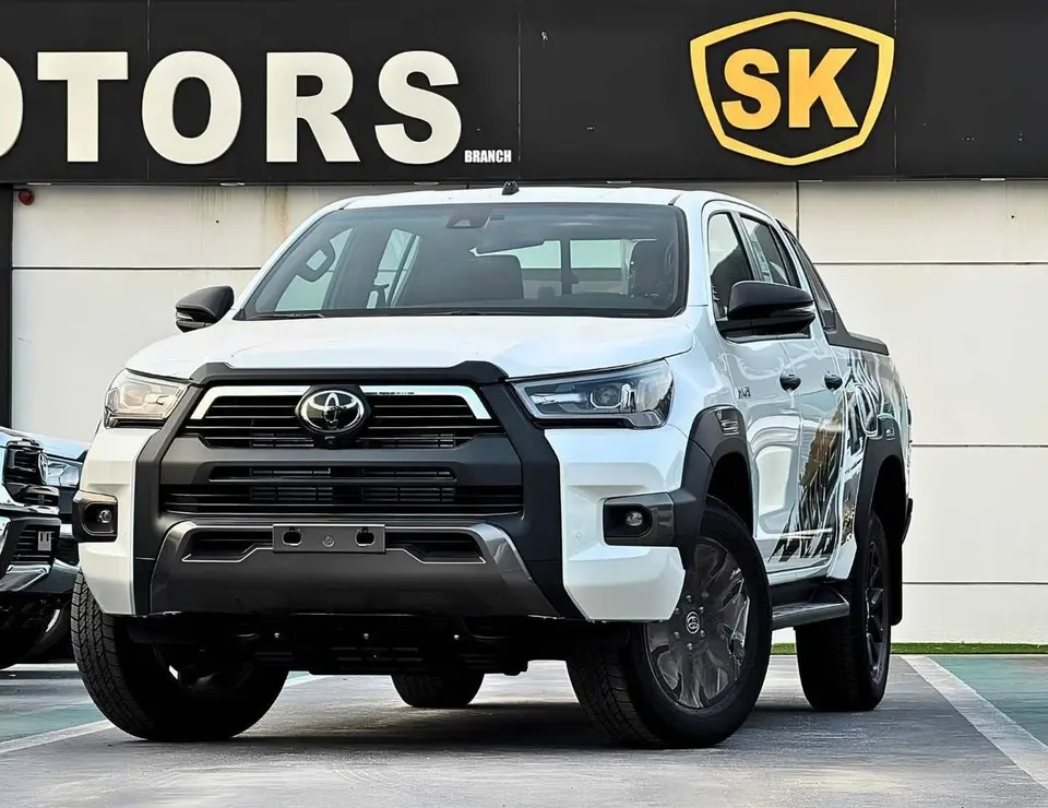 Toyota Hilux ADVENTURE 2026