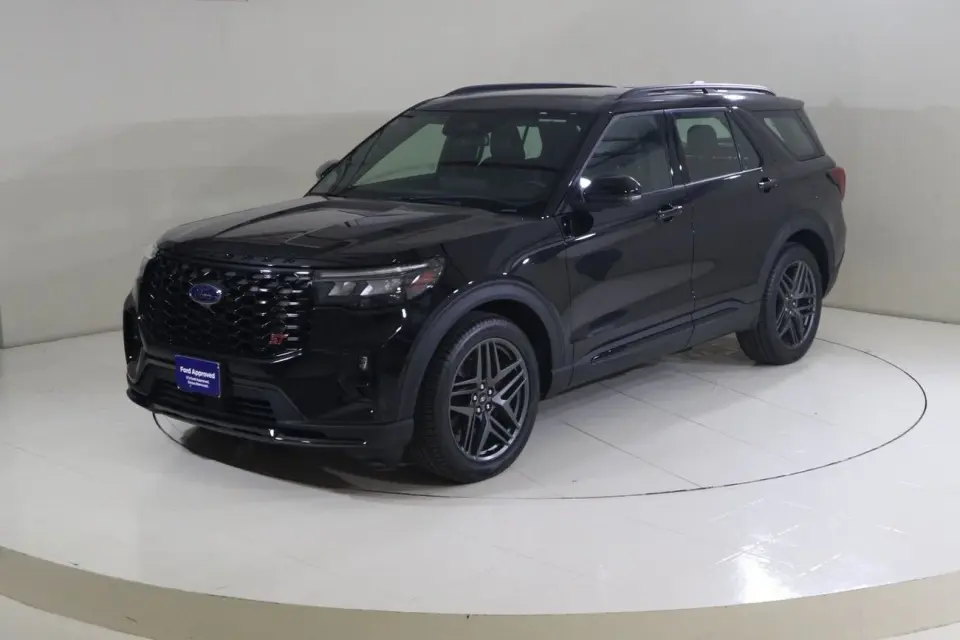 Ford Explorer ST 2025