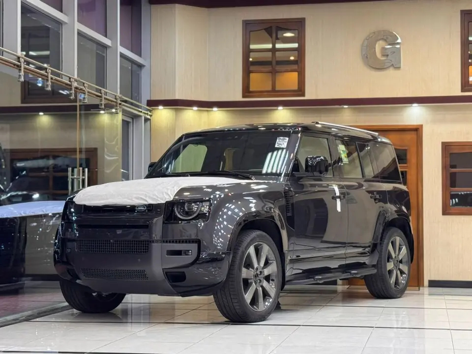 Land Rover Defender 110 X-DYNAMIC HSE P400 2026