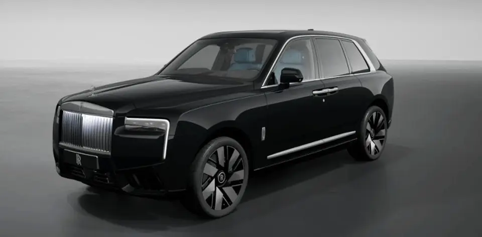 Rolls-Royce Cullinan Series II Silver Badge STD In LHD 2027