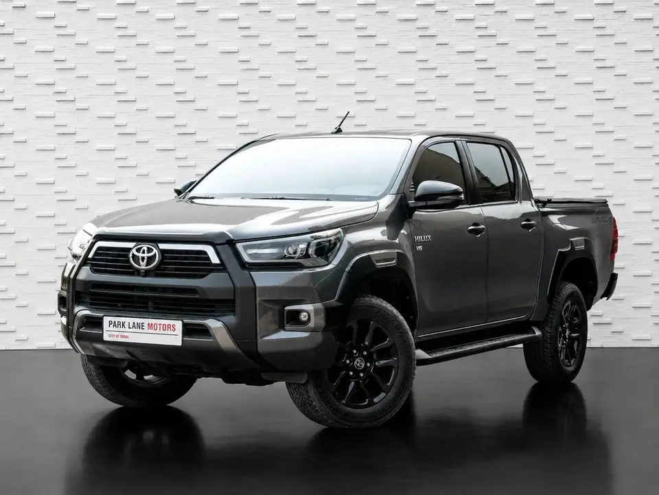 Toyota Hilux ADVENTURE 2023
