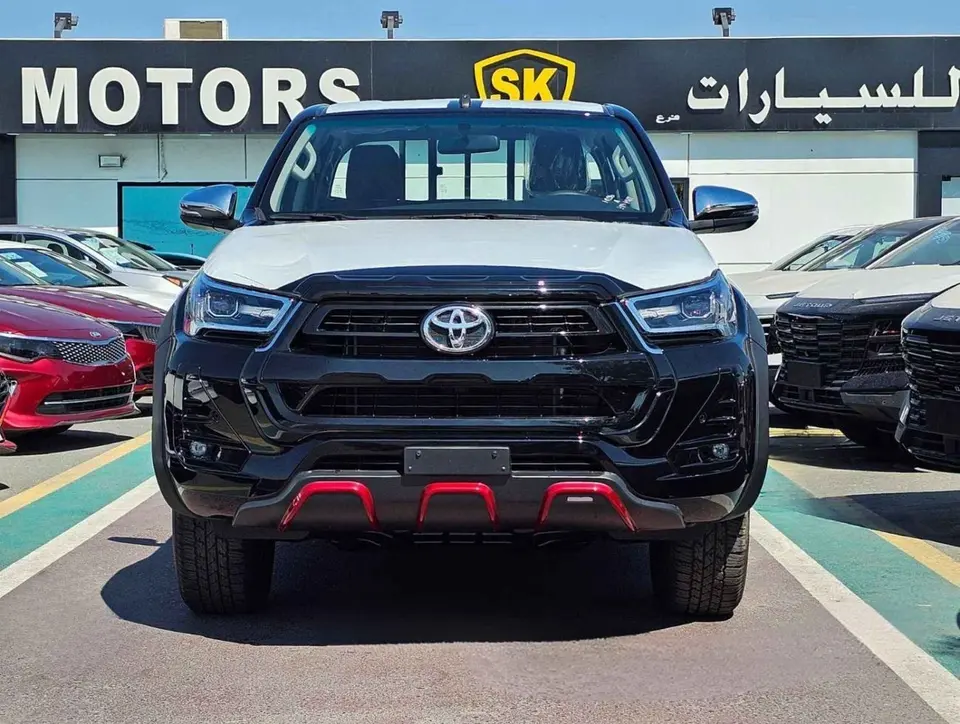 Toyota Hilux SR5 TRD 4.0L PETROL 2026