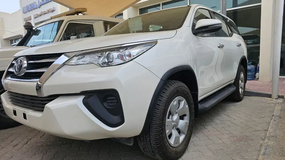 Toyota Fortuner STANDARD D 2020