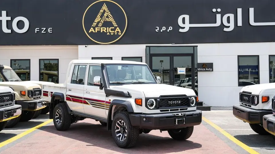 Toyota Land Cruiser Pick Up LC79 DC 2.8L DSL 25YM FULL AT 2025