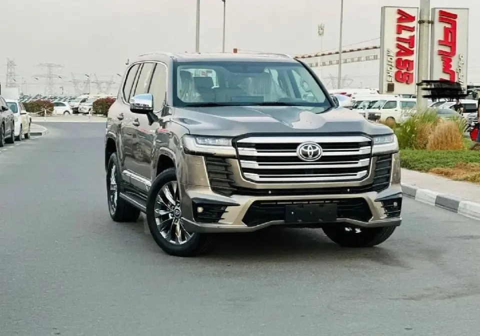 Toyota Land Cruiser GXR 2022