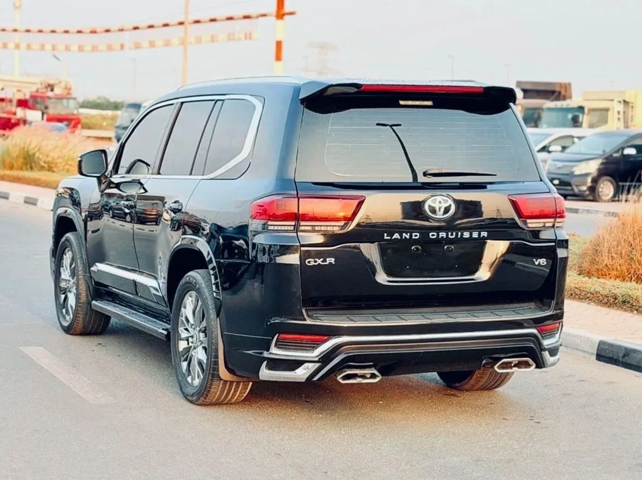 Toyota Land Cruiser GXR 2019 — фото 6