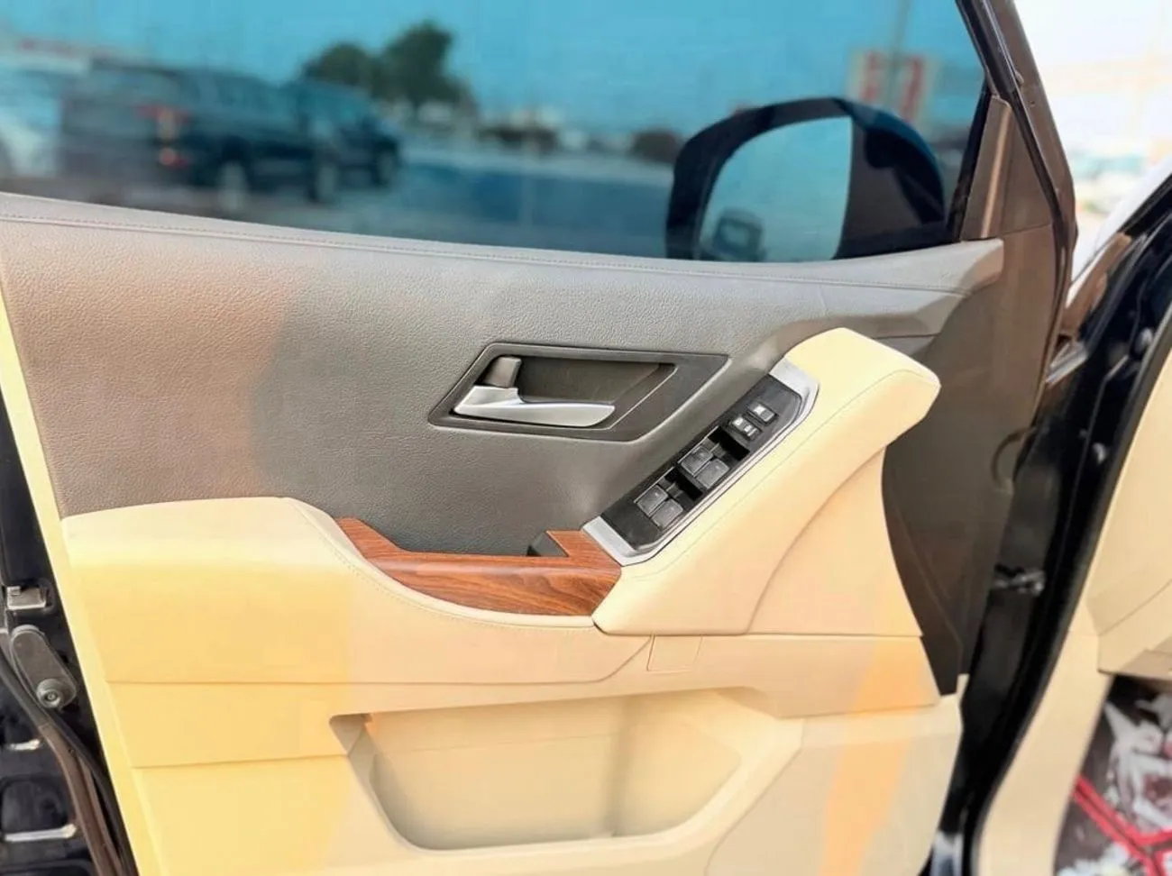 Toyota Land Cruiser GXR 2019 — фото 19