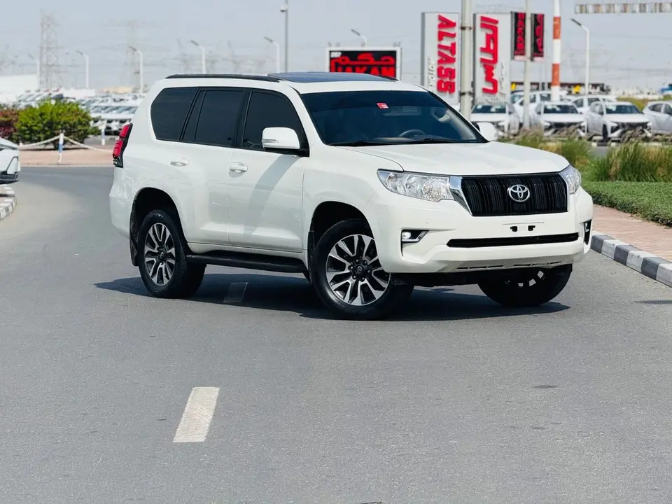 Toyota Prado GXR 2022