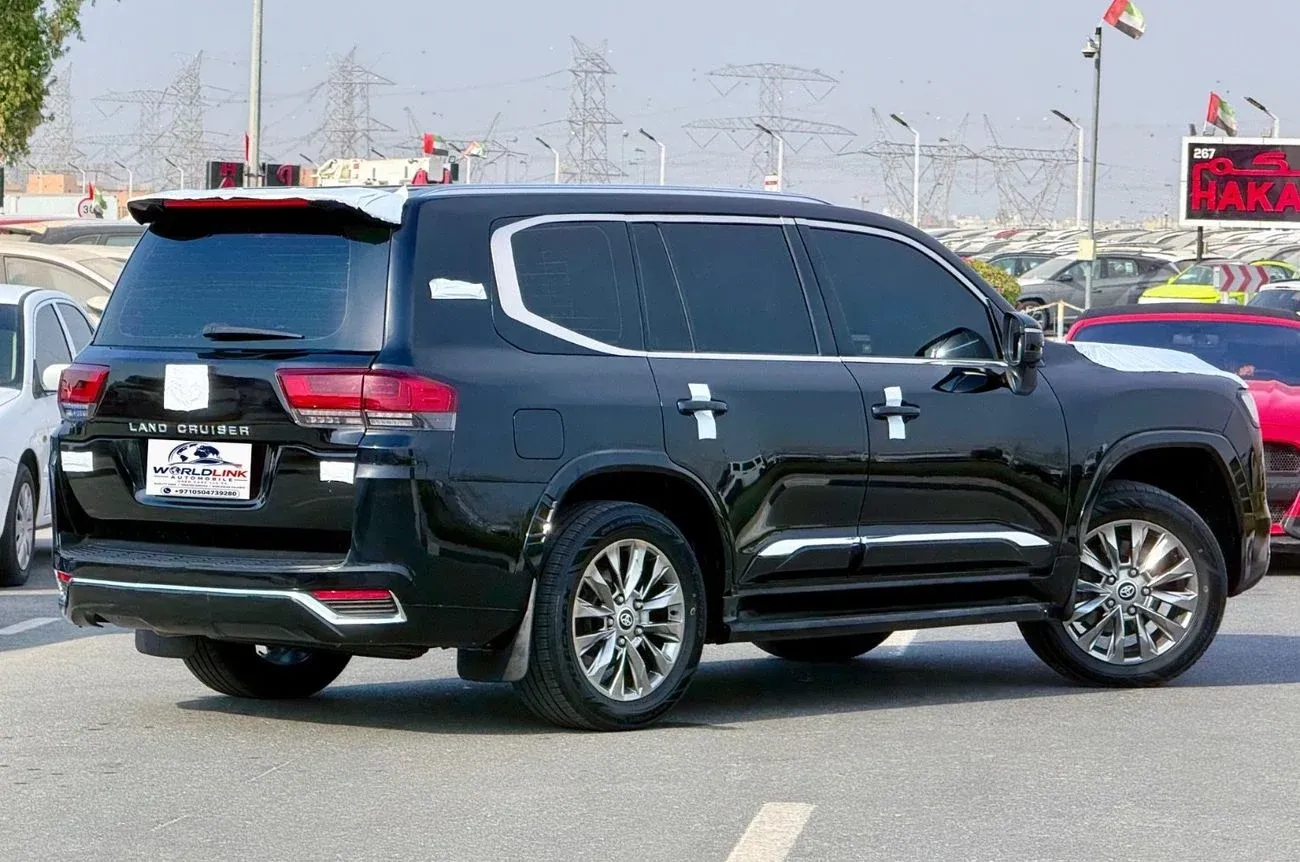 Toyota Land Cruiser GXR 2019 — фото 4