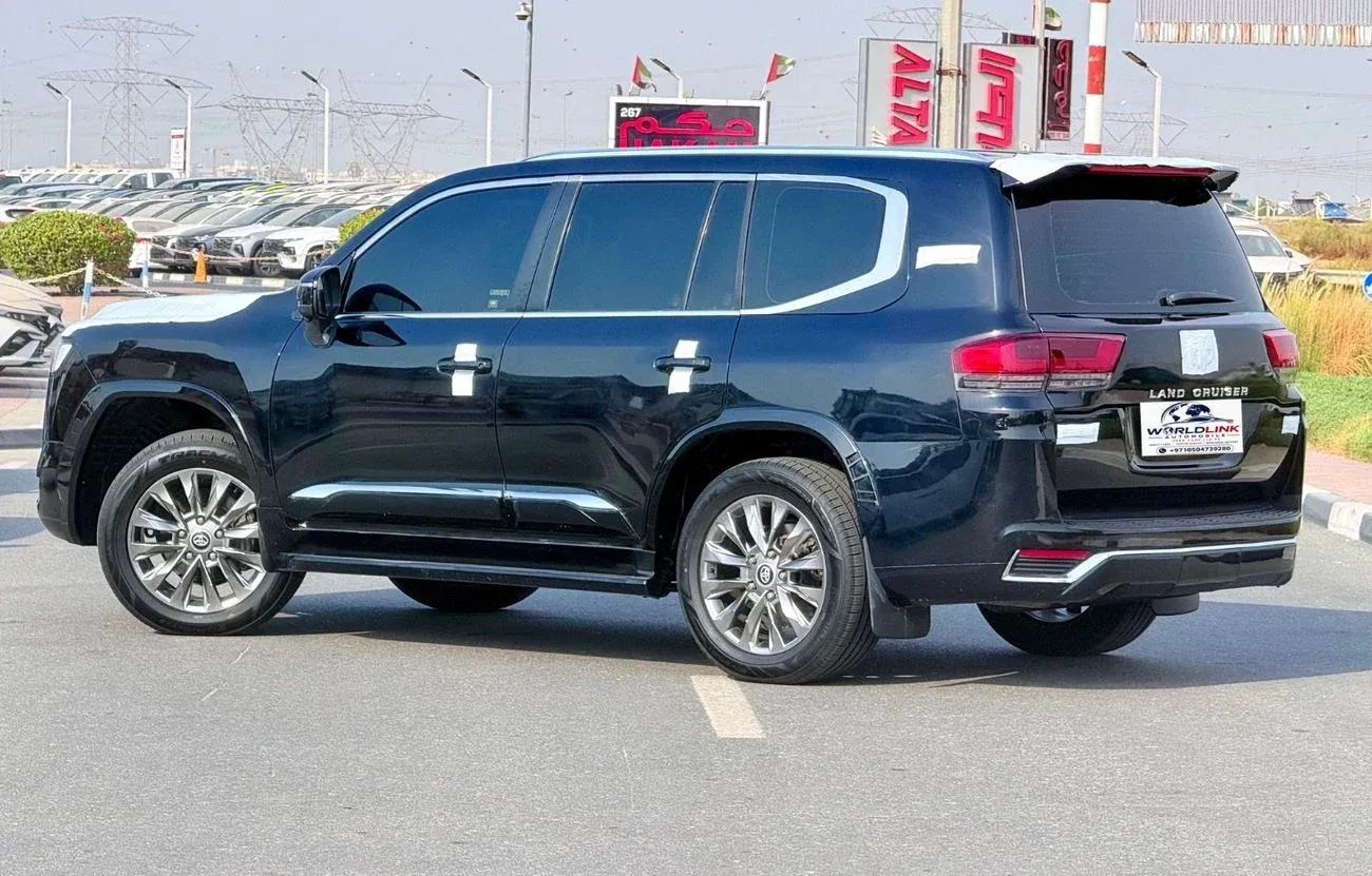 Toyota Land Cruiser GXR 2019 — фото 3