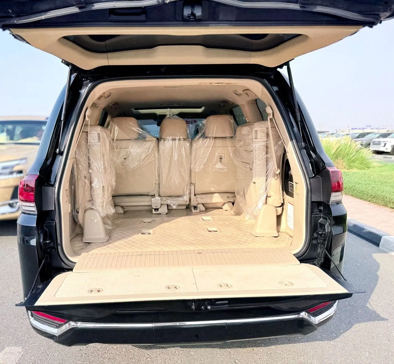 Toyota Land Cruiser GXR 2019 — фото 27