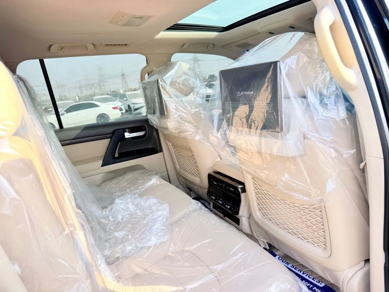 Toyota Land Cruiser GXR 2019 — фото 25
