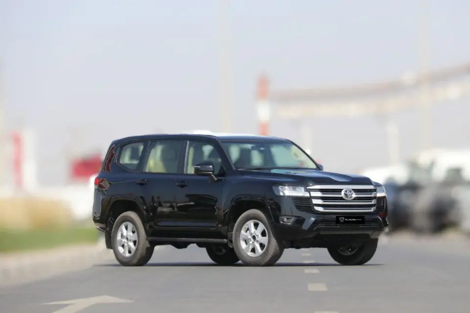 Toyota Land Cruiser GXR 2026