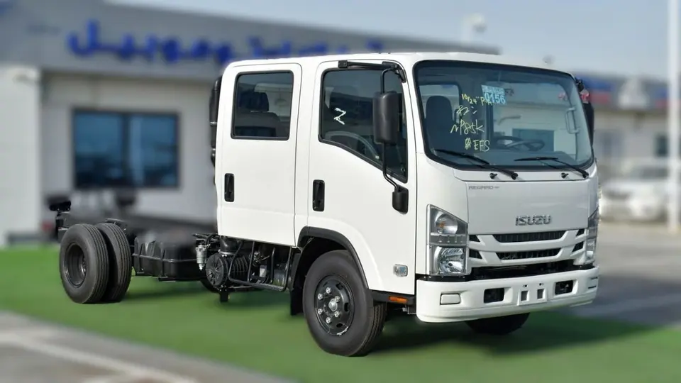 Isuzu NPR 3.0L 4CYL - MANUAL - DIESEL - PICKUP TRUCK - REAR WHEEL DRIVE - 6 SEATER - 4 DOORS 2025