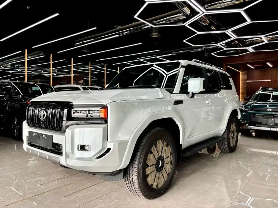 Toyota Prado VXR 2026