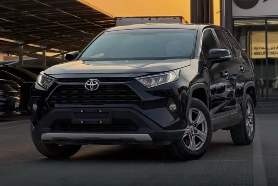 Toyota RAV4 EX 2023