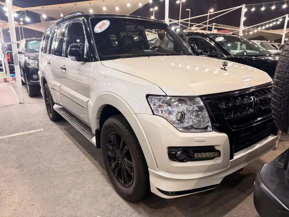Mitsubishi Pajero GLS H/L SIGNATURE EDI 2020