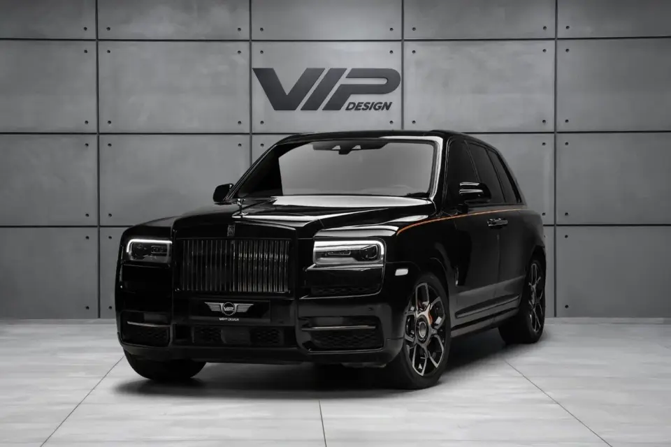 Rolls-Royce Cullinan BLACK BADGE 2023