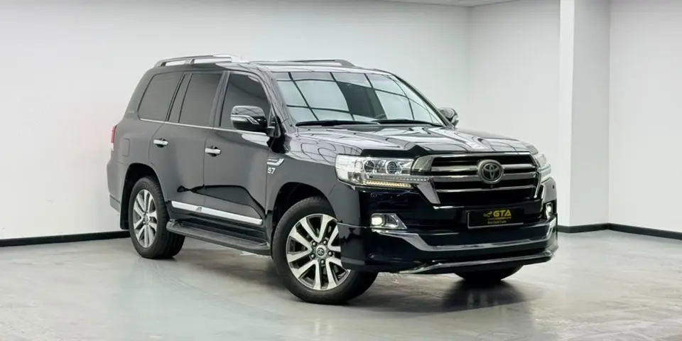 Toyota Land Cruiser VXR 2020