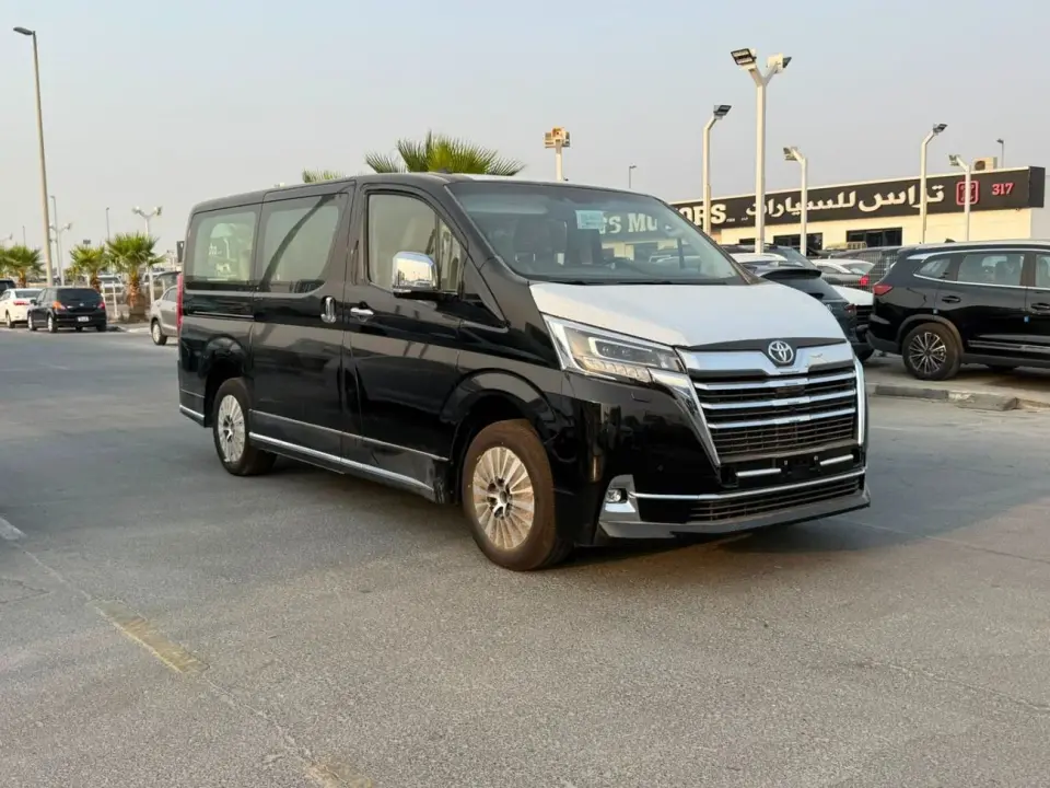 Toyota Granvia PREMIUM 2026