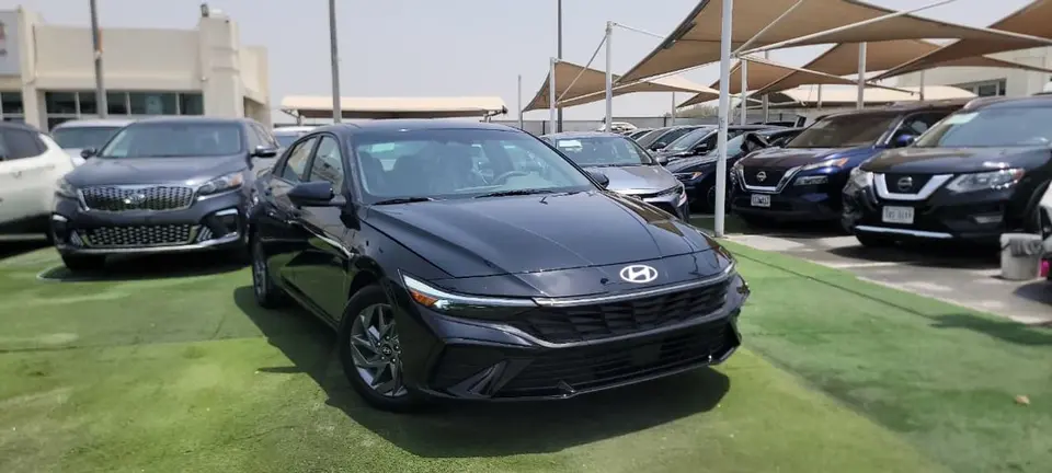 Hyundai Elantra COMFORT 2024