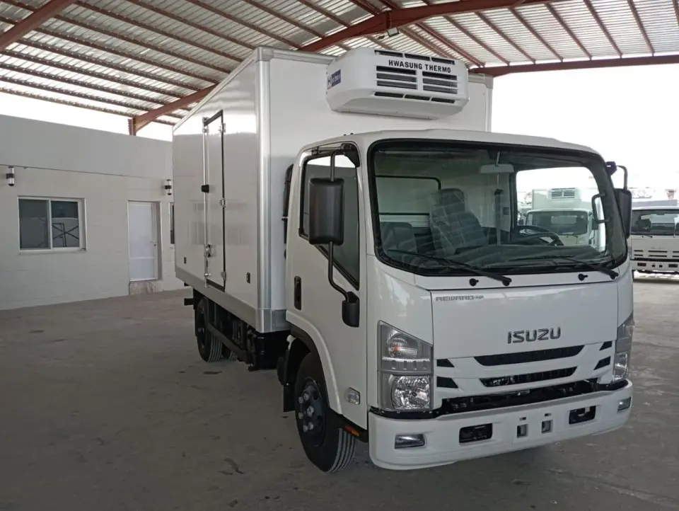 Isuzu NPR STANDARD 2026