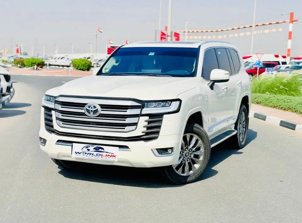 Toyota Land Cruiser GXR 2022